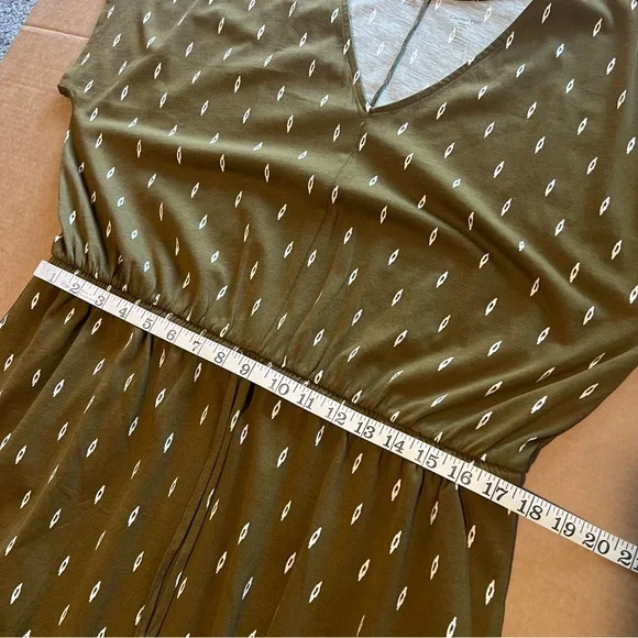 Garnet Hill Easy Cap-Sleeve Knit Maxi Dress, organic, moss-green, size L, NWOT - Picture 9 of 13